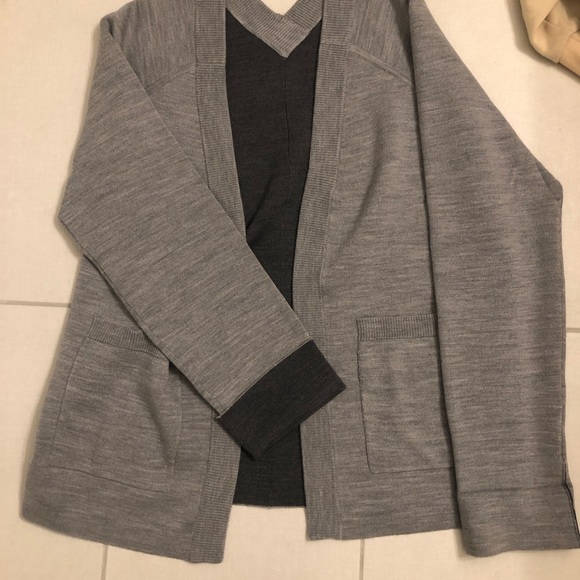 Lululemon Wrap - Picture 5 of 5